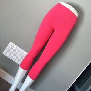Lululemon size 10 align capris